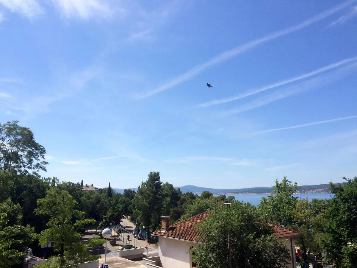 Apartments 30 M From The Beach Crikvenica
