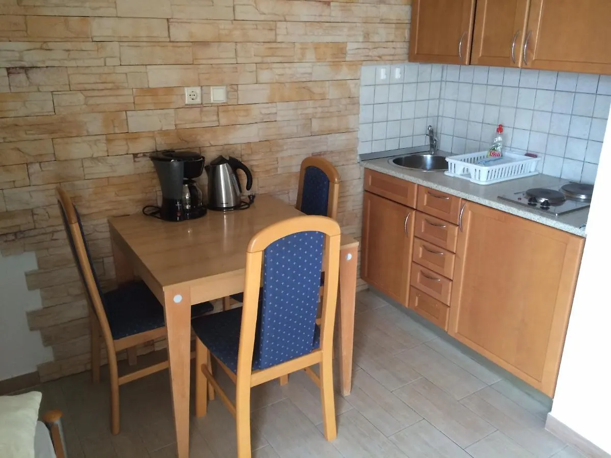 Apartments 30 M From The Beach Crikvenica
