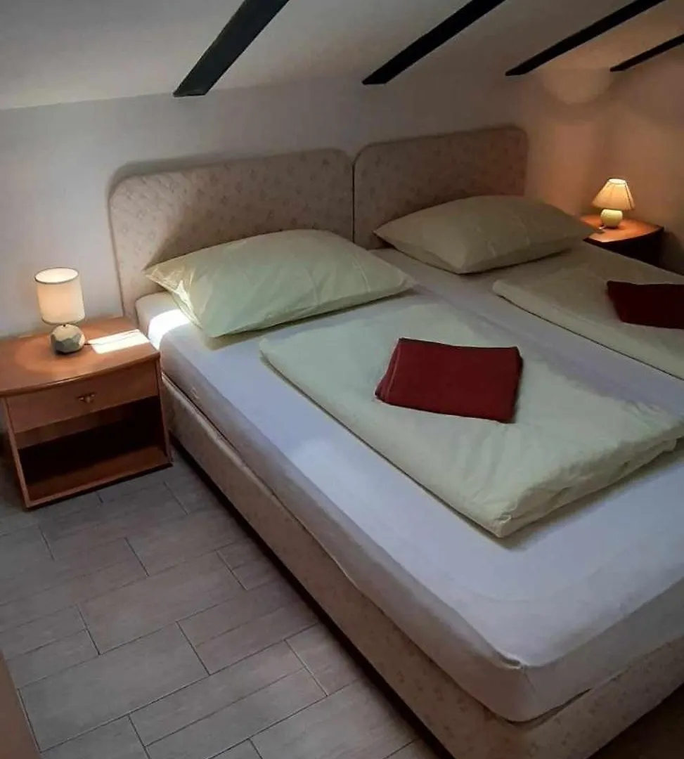 Apartments 30 M From The Beach Crikvenica