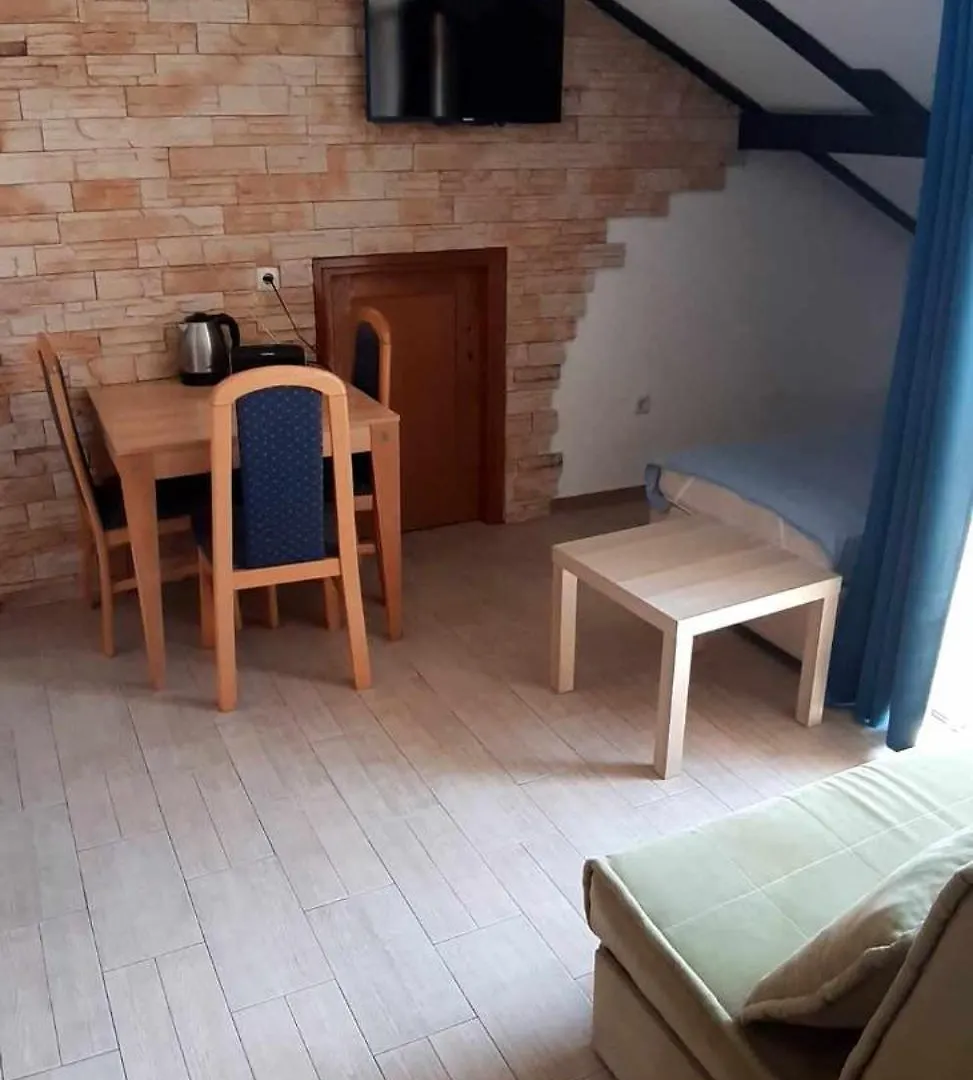 Apartments 30 M From The Beach Crikvenica