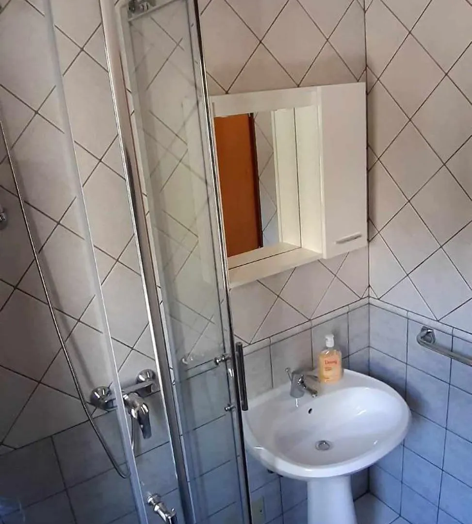 Apartments 30 M From The Beach Crikvenica